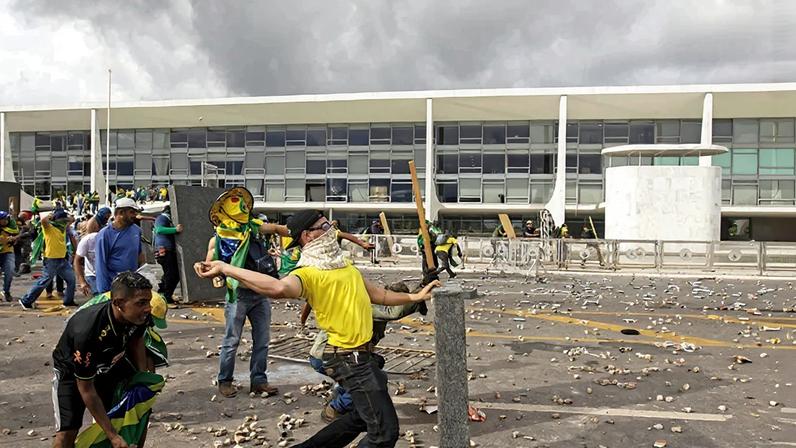 Moraes rejeita recurso da cúpula da PMDF condenada pelo 8/1