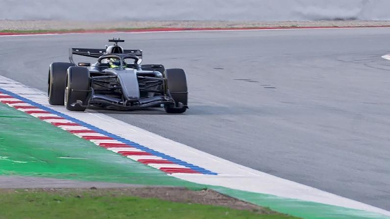 Pilotos elogiam carros da F1 2026 com impressões iniciais