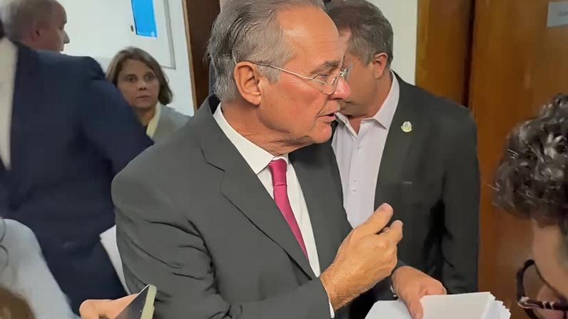Renan Calheiros diz que Vorcaro será ouvido presencialmente pela CAE na terça