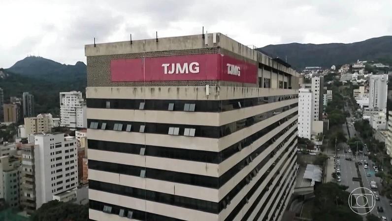 Senado aprova incluir na lei que toda relação com menor de 14 anos é estupro, independente de consentimento