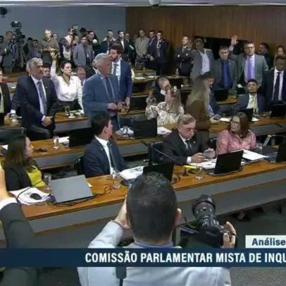 Parlamentares discutem em CPI do INSS