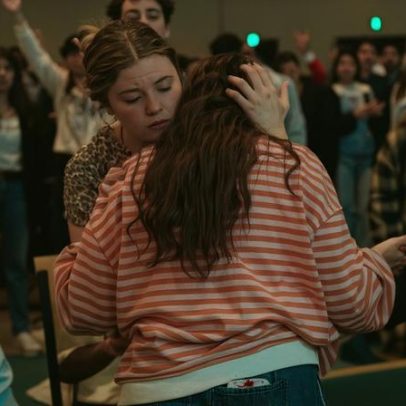 Estudantes prolongam culto de adoração por 96 horas na Flórida