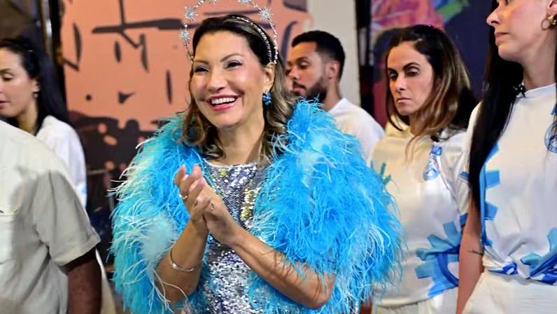 Janja desiste de desfilar no Carnaval para evitar perseguição a Lula e escola