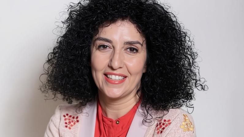 Laureado com Nobel transferido para prisão no norte do Irã sem aviso