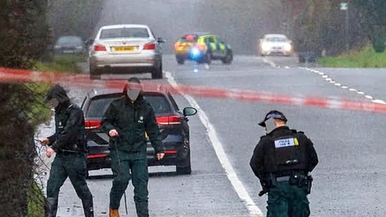 Três mortos e quatro feridos após colisão multi-car em County Armagh