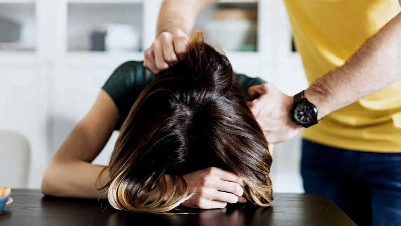 Duas mulheres processam a Igreja Metodista Unida por abuso sexual sofrido na infância.