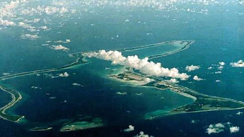 Confusão sobre acordo das Ilhas Chagos; Foreign Office nega pausa na entrega
