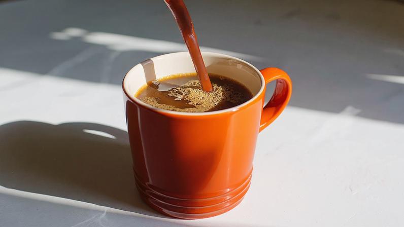 Fotografia de uma xícara de café.