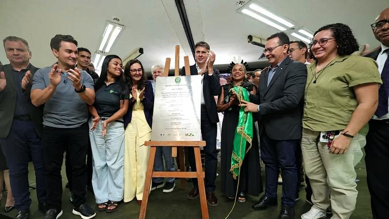 MEC empossa reitora da Ufopa e inaugura obras