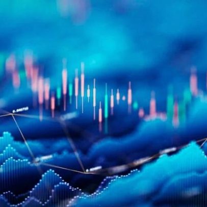 Ibovespa fecha em alta com apoio de Itaú e B3; dólar recua