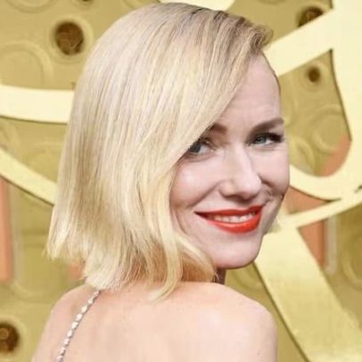 Naomi Watts fala sobre envelhecimento natural e não busca aparência de 25 anos