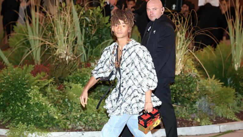 Jaden Smith stormed out of an interview after being asked a question connected to Kanye West.