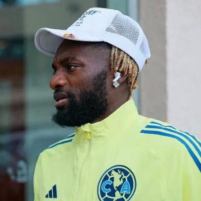 Atacante rescinde contrato com o América-MEX após racismo contra filhas