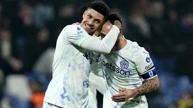 Luis Henrique, ex-Botafogo, marca primeiro gol pela Inter de Milão