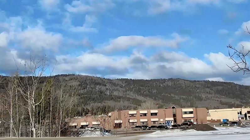 Atiradora em escola canadense tem 18 anos e questões de saúde mental