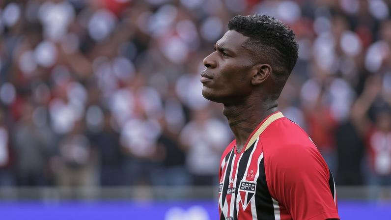 Arboleda em Corinthians x São Paulo (Foto: Ettore Chiereguini/Agif/Gazeta Press)