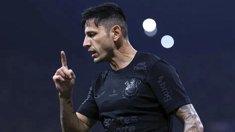 Angileri pode permanecer no Corinthians (Foto: Marcello Zambrana/Agif/Gazeta Press)