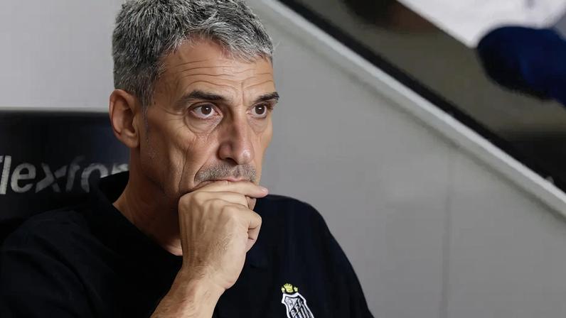 Peixe decide seu futuro no Paulista semana que vem (Foto: Marcello Zambrana/Agif/Gazeta Press)