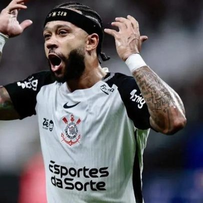 Corinthians chega a Curitiba para enfrentar o Athletico; confira relacionados