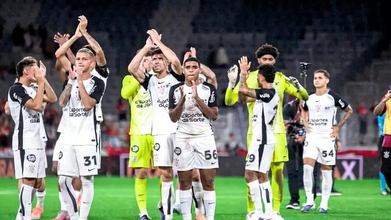 Corinthians venceu por 1 a 0 (Foto: Antonio Neto/Pera Photo Press)