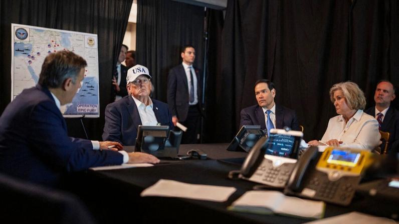 US President Donald Trump (2L), US Secretary of State Marco Rubio (3R) and White House Chief of Staff Susie Wiles (2R) monitoring activity related to "Operation Epic Fury" against Iran.