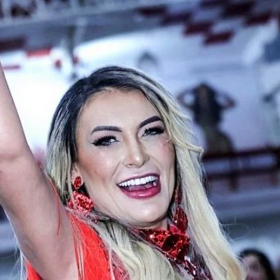 Carnaval 2026: roupa de Andressa Urach pesa 4 kg e tem 300 mil cristais