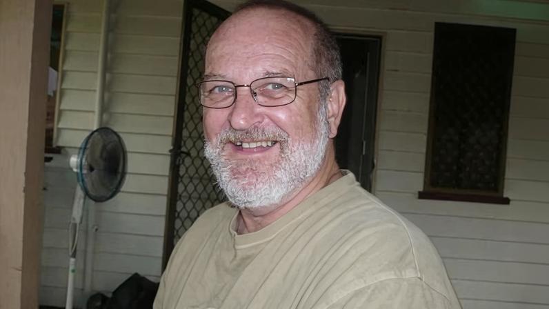 Wayne Harvey died in a Bali hospital after multiple attempts by his son to get help from the Australian consulate.
