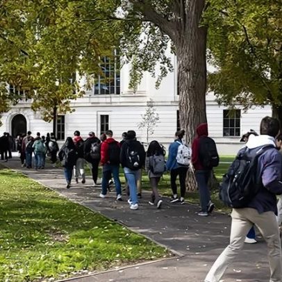 Centros cívicos conservadores oferecem cursos em universidades públicas nos EUA