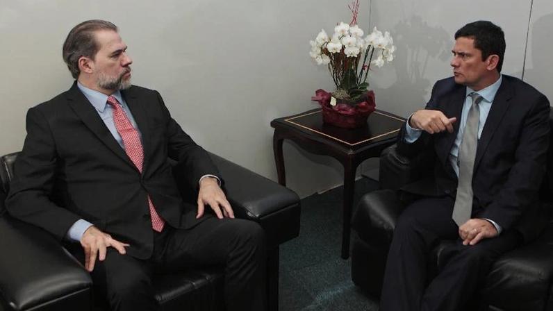 20.nov.2018 - Dias Toffoli e Sergio Moro