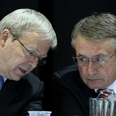 Arquivos Epstein: Mandelson apoiou campanha contra imposto de mineração de Rudd