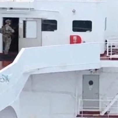 Forças dos EUA abordam segundo navio-tanque ligado à Venezuela no Oceano Índico