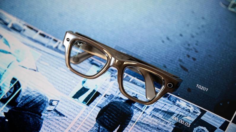 Facial recognition has been a requested feature for smart glasses, but the risks are high.