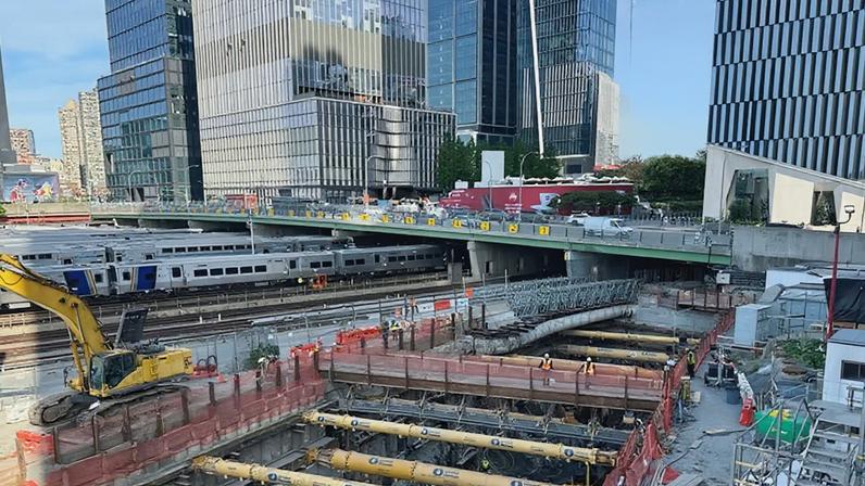 Selina Wang reports on the legal decision involving a new rail tunnel between New York and New Jersey.