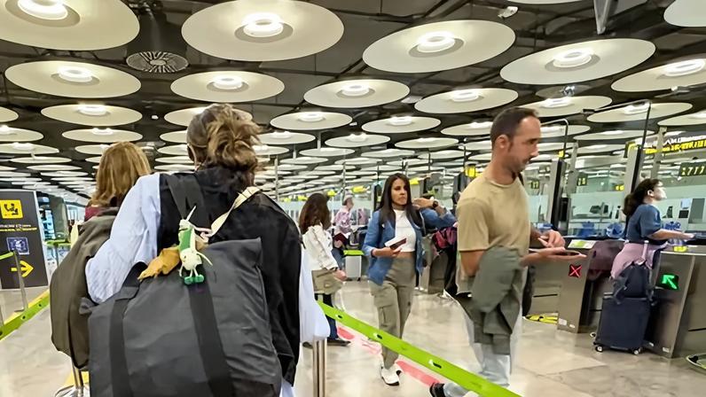 Setor de turismo teme transtornos de verão por biometria nas fronteiras