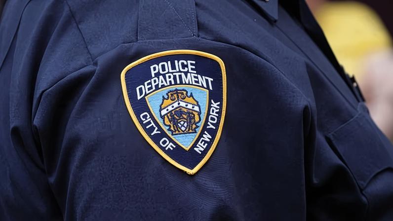 Chefe da polícia de Nova York é acusado de suborno em esquema de alerta escolar