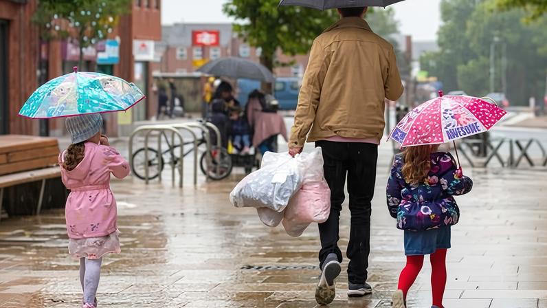Prolonged bad weather has done little to lift consumers’ spirits, an economist said.