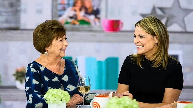 Polícia investiga mãe do apresentador do Today em casa no Arizona