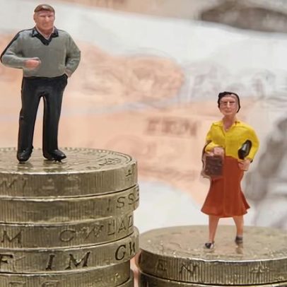 Lacuna salarial de gênero no Reino Unido não se fechará em 30 anos