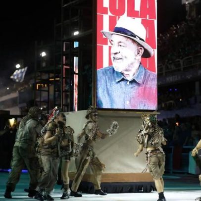 Prefeito petista decreta ponto facultativo após escola de samba chegar à elite