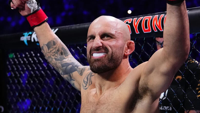 Alexander Volkanovski se prepara para enfrentar Diego Lopes no UFC 325, em janeiro de 2026. (Jeff Bottari/Zuffa LLC)