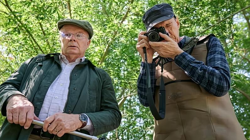 The campaigners Peter Hammond, played by Jason Watkins (left), and Ash Smith, played by David Thewlis, carry the narrative of Dirty Business.