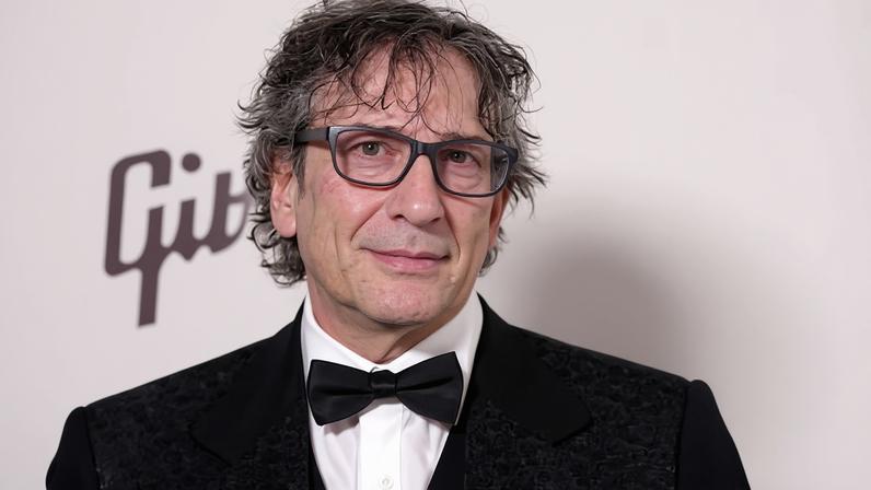 Justiça dos EUA rejeita ações contra Neil Gaiman por acusações de abuso sexual