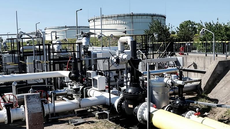 Hungria ameaça bloquear empréstimo da UE a Kiev por disputa no petróleo