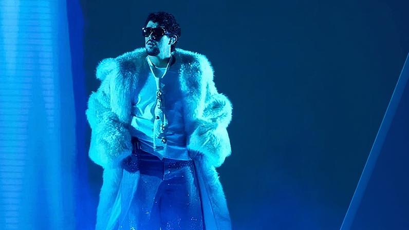 Bad Bunny vai ao Super Bowl em podcast