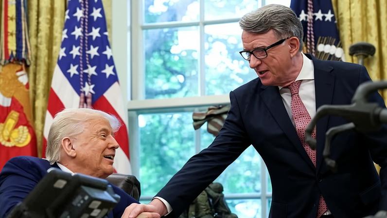 Starmer ordena divulgação de arquivos sobre decisão de Mandelson como embaixador nos EUA