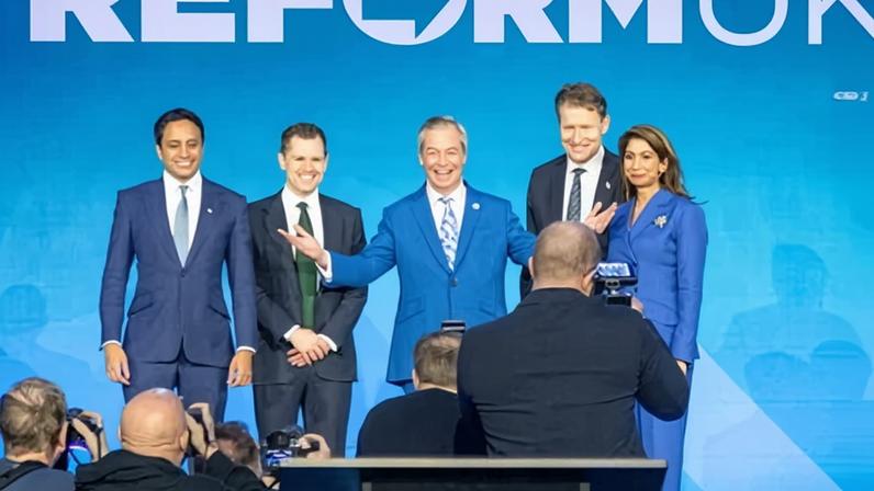Farage e aliados: Jenrick pode encerrar banda de um homem da Reforma