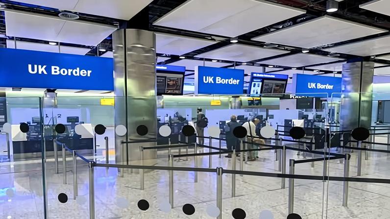 Reino Unido restringe entrada de nacionais com dupla cidadania a partir de 25 de fevereiro