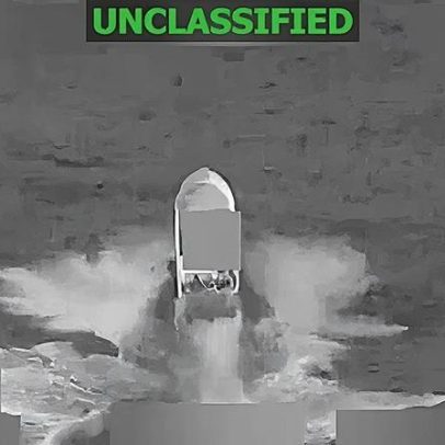 Forças dos EUA dizem que duas pessoas morreram em ataque a barco de drogas no Pacífico