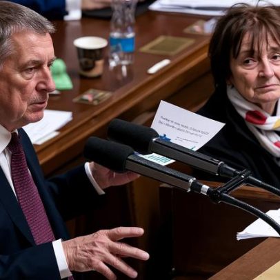 Babis diz que República Tcheca não está no caminho de elevar gastos com defesa