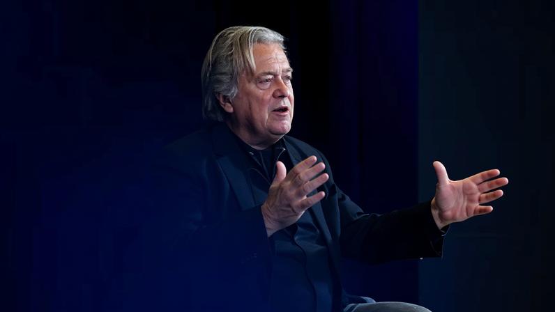 Bannon pede agentes de imigração em votação durante as eleições de meio mandato